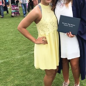 Cute Taylor and Sage Yellow dress!